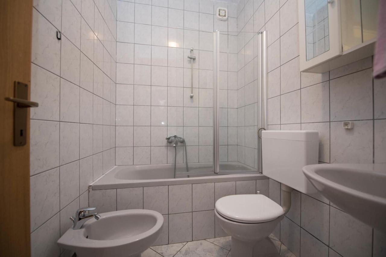 Apartment Brela 16603B Luaran gambar