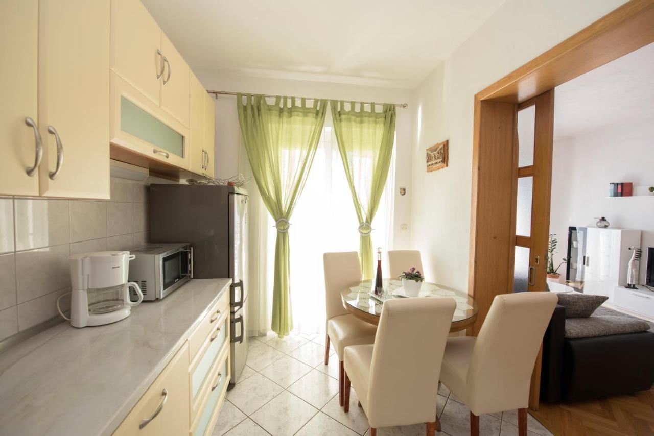 Apartment Brela 16603B Luaran gambar
